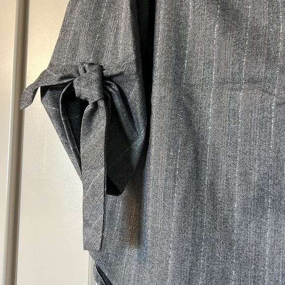 babaton off the shoulder blouse - Picture 3 of 6